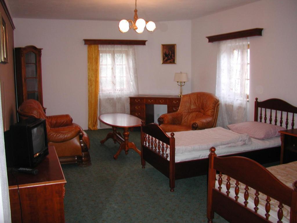 Hotel Klor Doudleby Ruang foto
